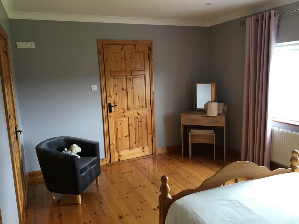 Colman House Bed & Breakfast Kilmihil ภายนอก รูปภาพ
