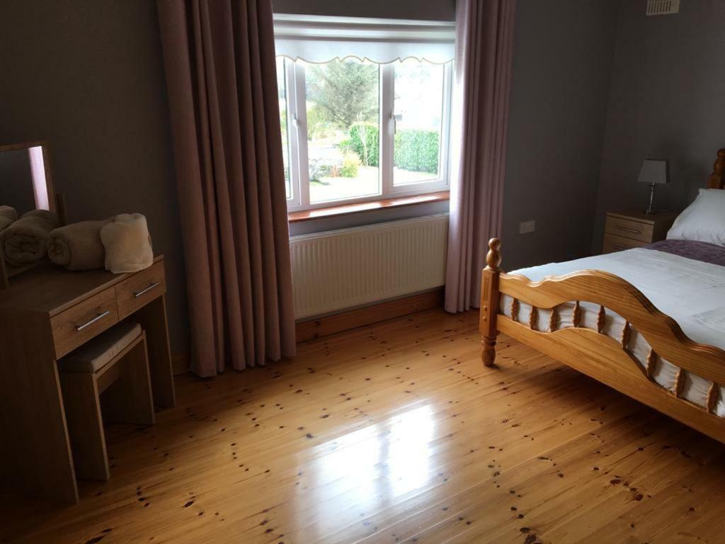 Colman House Bed & Breakfast Kilmihil ภายนอก รูปภาพ